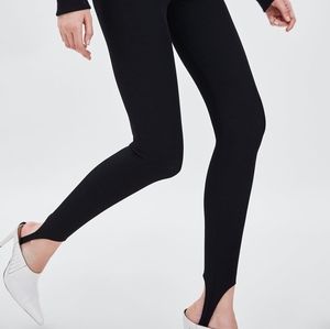 Zara Textured Stirrup Leggings
